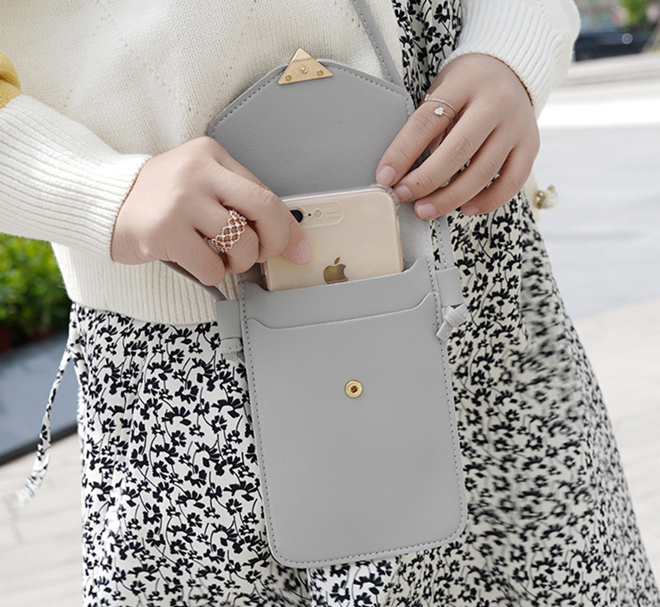 Women's hand machine transparent bag zero wallet straddle Bag Mini Heart buckle mobile phone bag