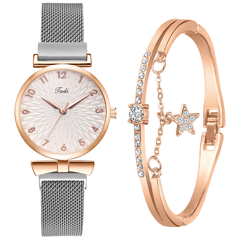 Fashion Ladies Quartz Watch + Star Bracelet Combination Package Arabic Numeral Scale Girls Jewelry Watch Girls Gift Quartz WatchXR4248-A